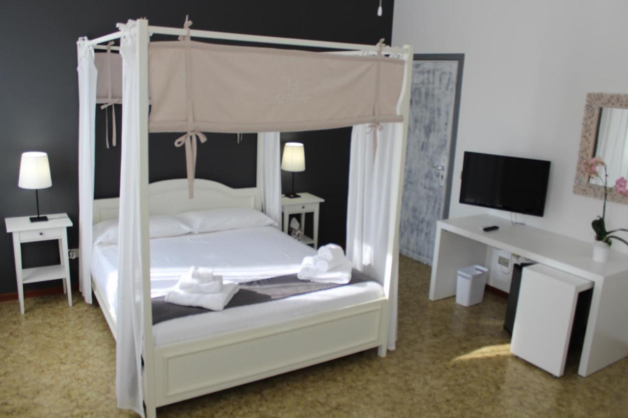 B&B Il Ponticello Gualtieri ภายนอก รูปภาพ