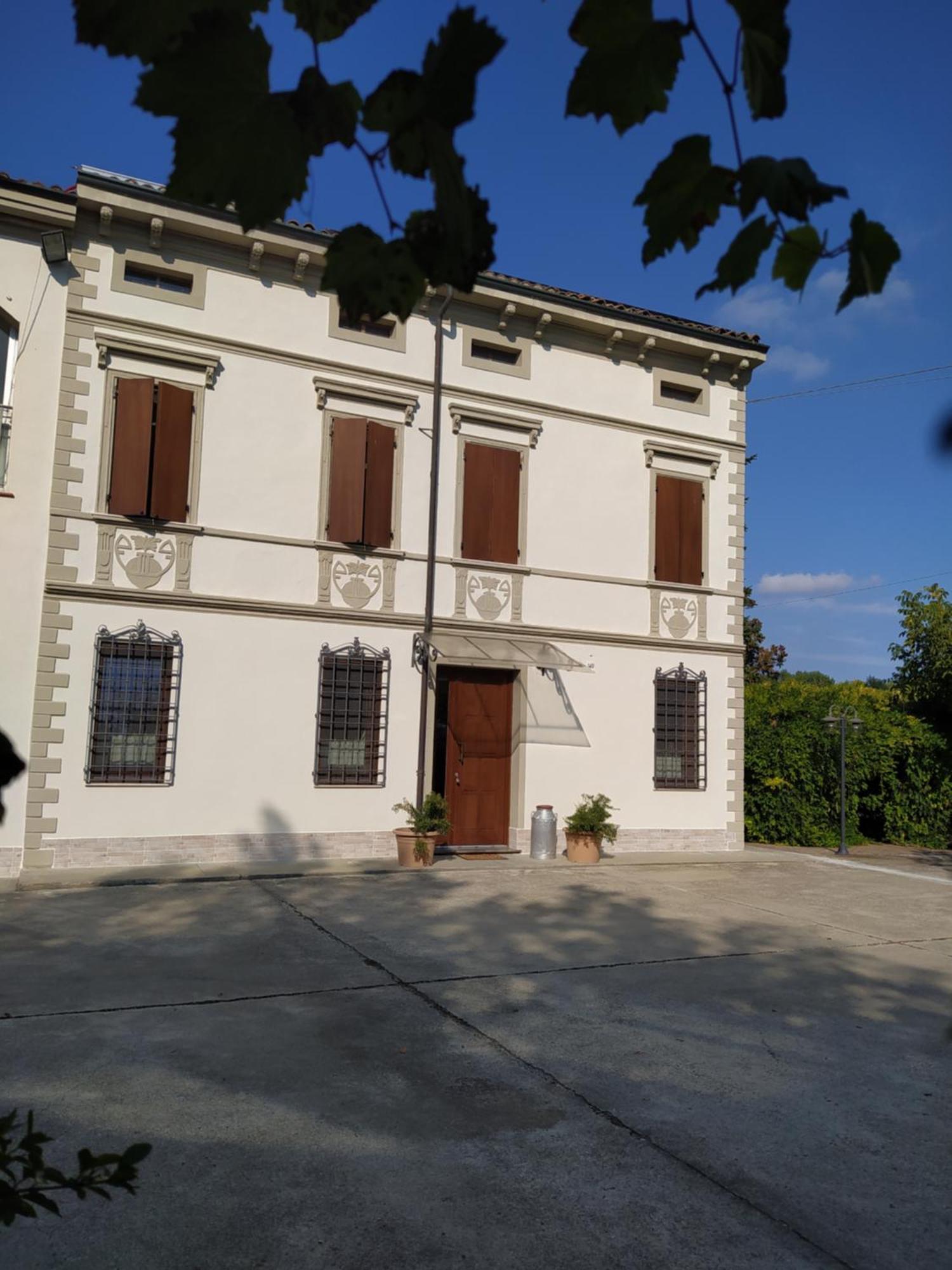 B&B Il Ponticello Gualtieri ภายนอก รูปภาพ